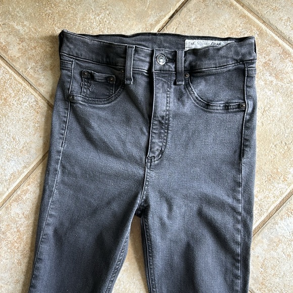 Rag & Bone High Rise Skinny Distressed Black Jeans Women's size 27 - Picture 3 of 9